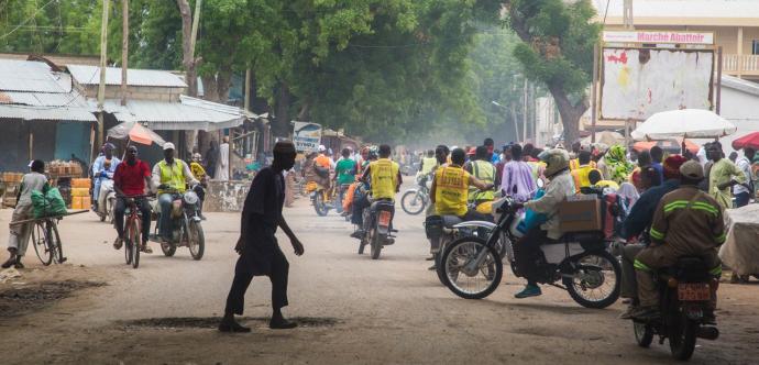 ville avec des personnes au Cameroun