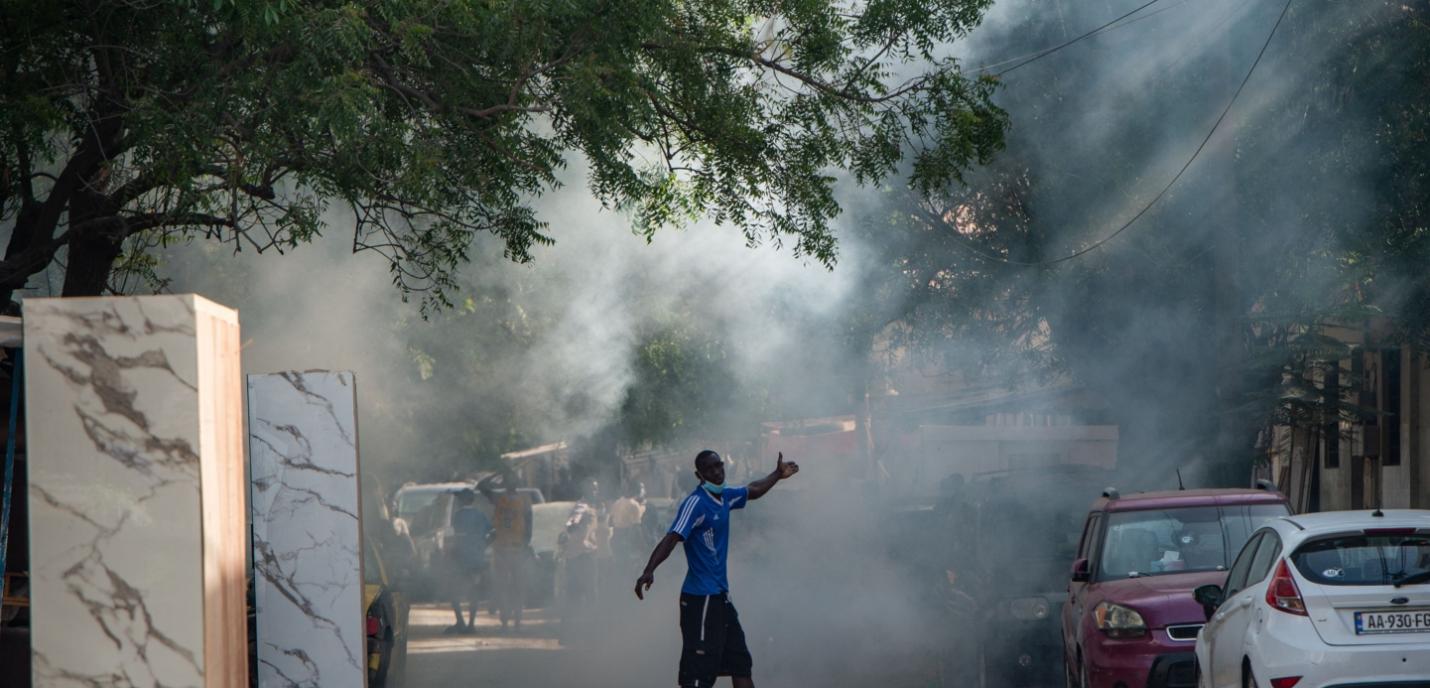 Sénégal : Les autorités doivent immédiatement arrêter les violences policières et rétablir les réseaux sociaux